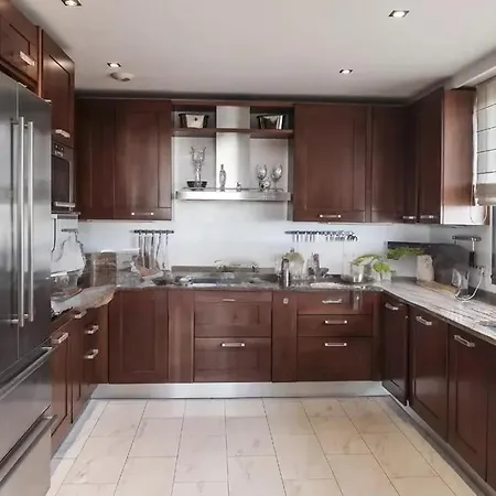 Διαμέρισμα Penthouse Roof 6 Pieces A *
